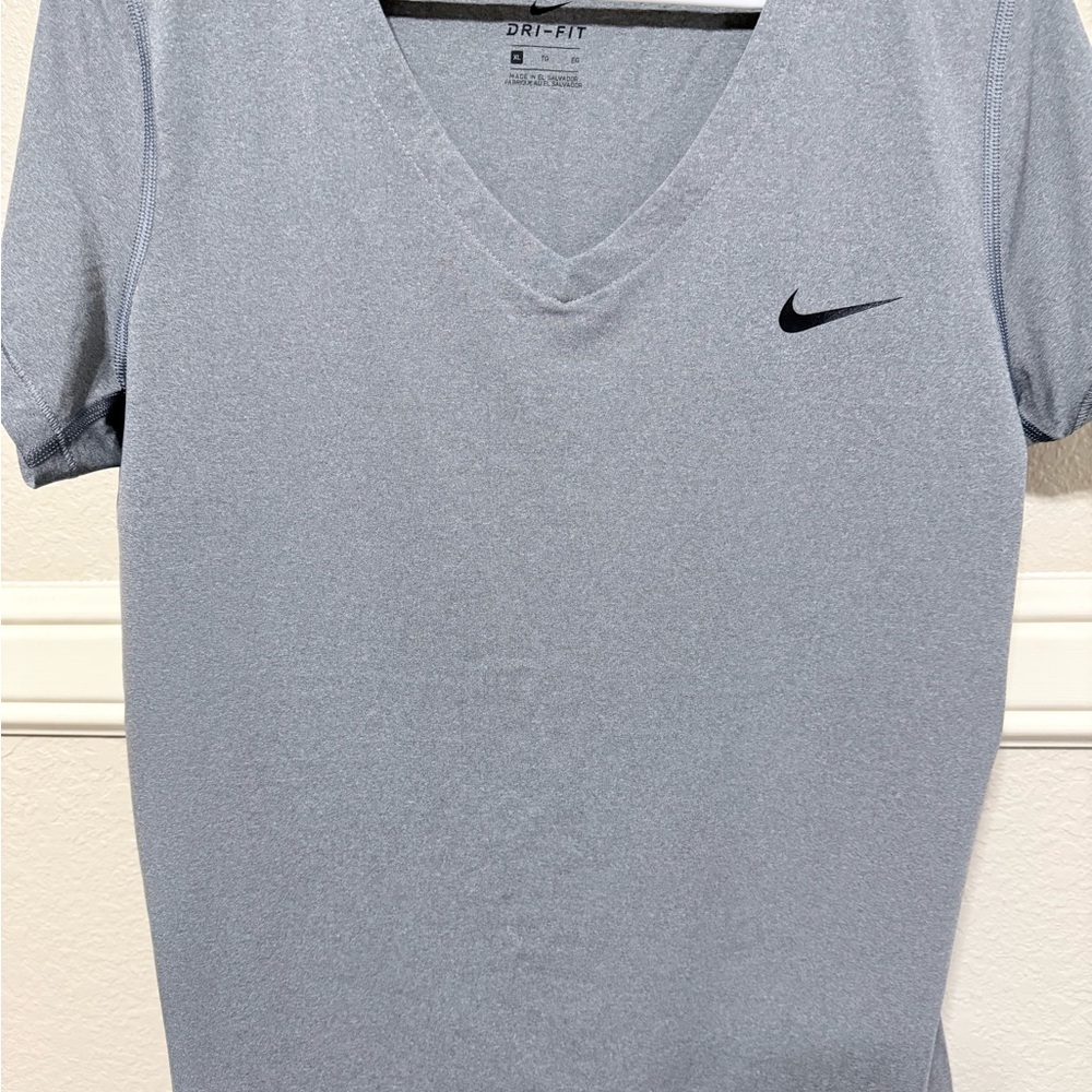 Nike Women's Short Sleeve Gray Tee